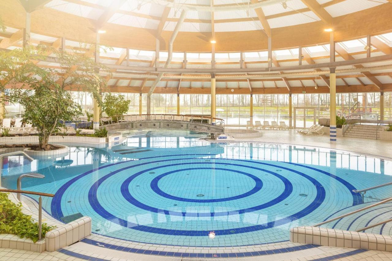 Strandnah, Balkon, Ahoi Erlebnisbad Gratis In Sellin - Strandresidenz Brandenburg Fewo 36 Goehren  Buitenkant foto